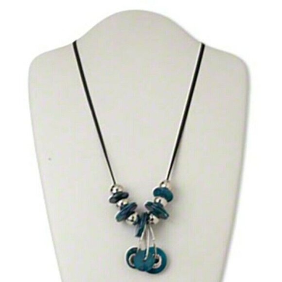 Chunky Freshwater Pearl Shell Metal Silver Black Blue Pendant Bauble Necklace - Picture 1 of 1
